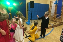 51794115_294640751199630_8973253156083335168_n