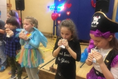 received_2303280589682509