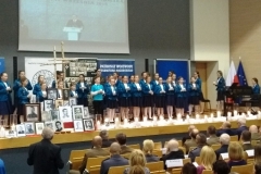 IMG_20180413_121700066_BURST000_COVER_TOP