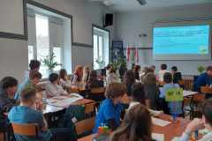 received_7437617456328559