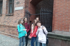 35756905_1840658645954232_982255245318946816_n