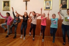 33580865_2020530644864383_6438357556699070464_n