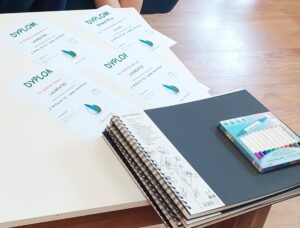 Laureatki konkursu plastycznego “Z wodą w tle – wodne abstrakcje”